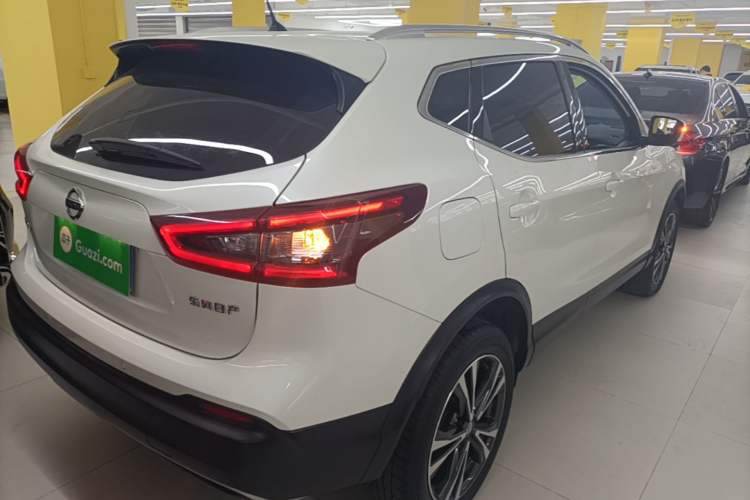 Used Nissan Qashqai 2022 2.0L CVT XV Premier Luxury Edition Rear Right 45 Deg