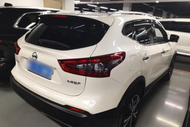 Used Nissan Qashqai 2022 2.0L CVT XV Premier Luxury Edition Rear Right 45 Deg