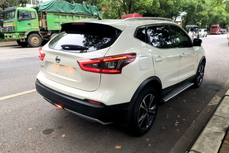 Used Nissan Qashqai 2022 2.0L CVT XV Premier Luxury Edition Rear Right 45 Deg