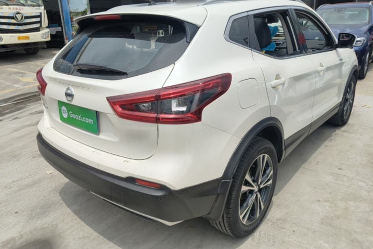 Used Nissan Qashqai 2022 2.0L CVT XV Premier Luxury Edition Rear Right 45 Deg