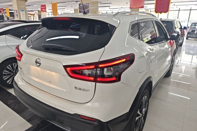 Used Nissan Qashqai 2022 2.0L CVT XV Premier Luxury Edition Rear Right 45 Deg