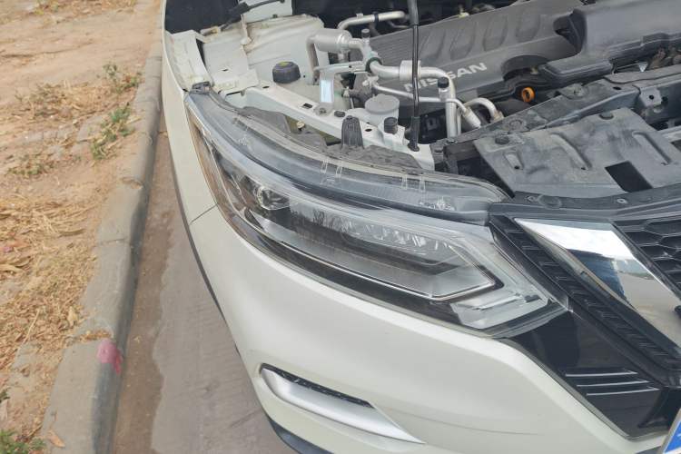 Used Nissan Qashqai 2022 2.0L CVT XV Premier Luxury Edition Right Front Headlight