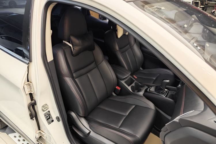 Used Nissan Qashqai 2022 2.0L CVT XV Smart Enjoyment Version Right Front Seat