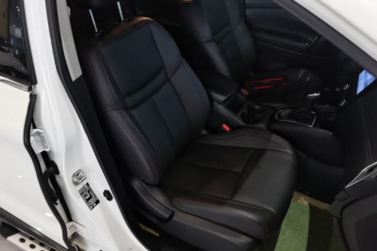 Used Nissan Qashqai 2022 2.0L CVT XV Premier Luxury Edition Right Front Seat