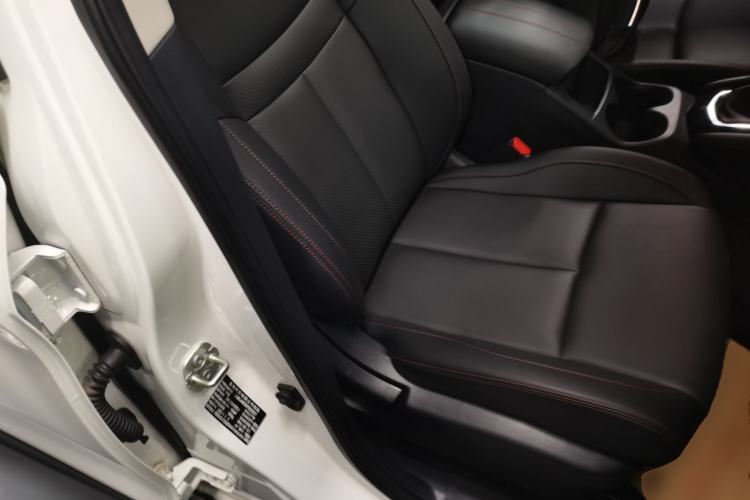 Used Nissan Qashqai 2022 2.0L CVT XV Premier Luxury Edition Right Front Seat