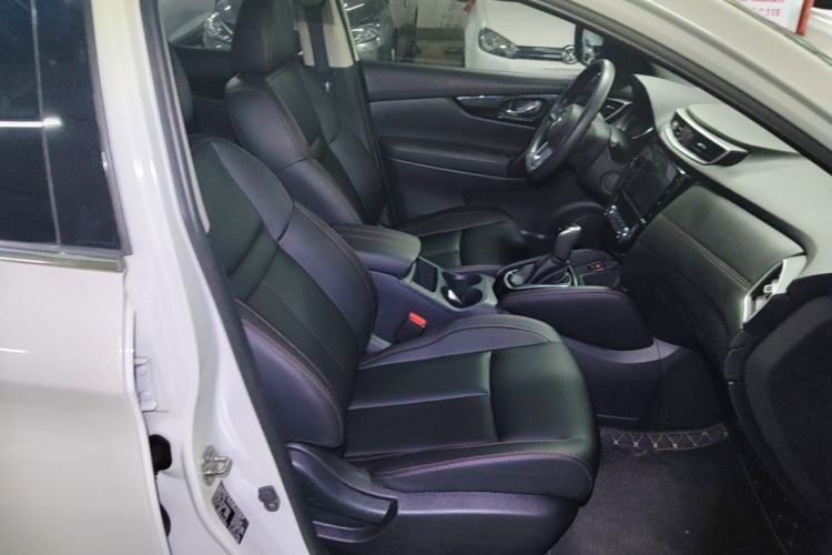 Used Nissan Qashqai 2022 2.0L CVT XV Smart Enjoyment Version Right Front Seat