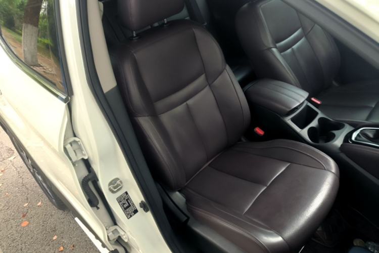 Used Nissan Qashqai 2022 2.0L CVT XV Premier Luxury Edition Right Front Seat