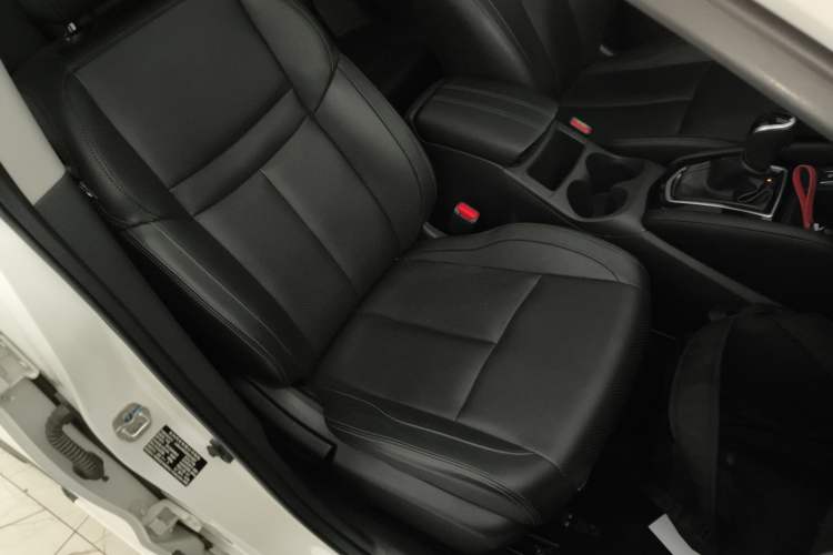 Used Nissan Qashqai 2022 2.0L CVT XV Premier Luxury Edition Right Front Seat