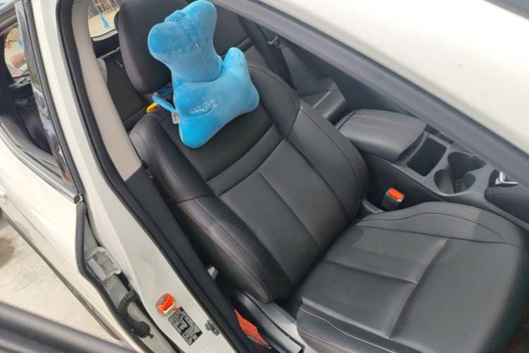 Used Nissan Qashqai 2022 2.0L CVT XV Premier Luxury Edition Right Front Seat