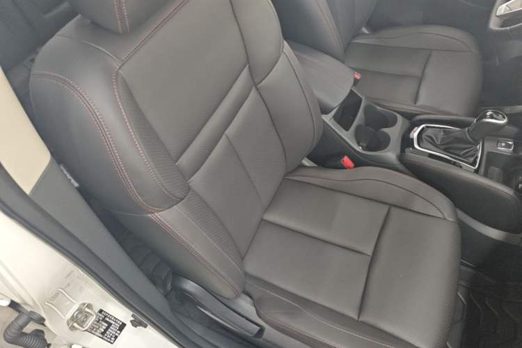 Used Nissan Qashqai 2022 2.0L CVT XV Premier Luxury Edition Right Front Seat
