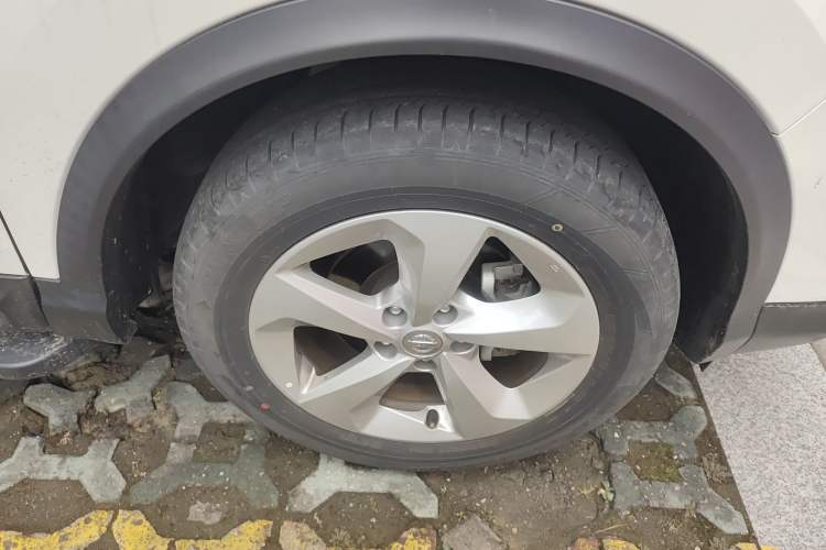 Used Nissan Qashqai 2022 2.0L CVT XV Smart Enjoyment Version Right Front Wheel Hub