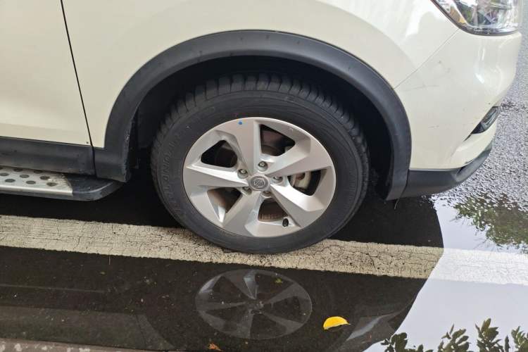 Used Nissan Qashqai 2022 2.0L CVT XV Smart Enjoyment Version Right Front Wheel Hub
