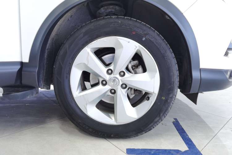 Used Nissan Qashqai 2022 2.0L CVT XV Smart Enjoyment Version Right Front Wheel Hub