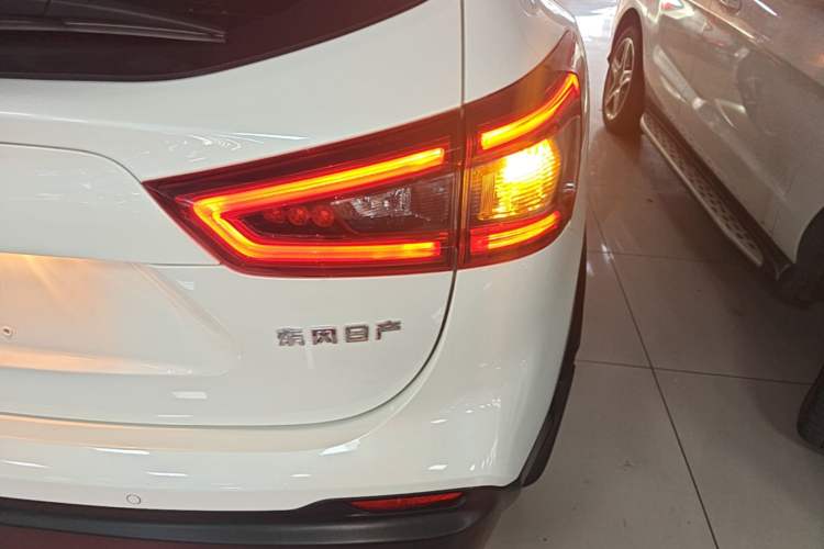Used Nissan Qashqai 2022 2.0L CVT XV Premier Luxury Edition Right Rear Taillight