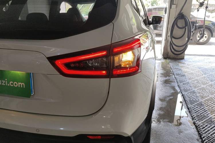 Used Nissan Qashqai 2022 2.0L CVT XV Premier Luxury Edition Right Rear Taillight