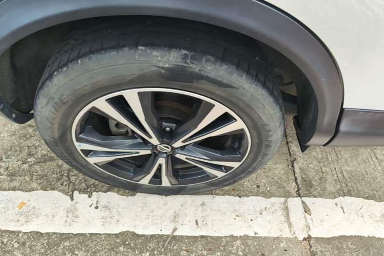 Used Nissan Qashqai 2022 2.0L CVT XV Premier Luxury Edition Right Rear Wheel Hub