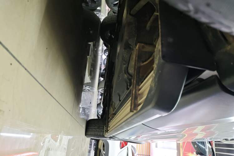 Used Nissan Qashqai 2022 2.0L CVT XV Premier Luxury Edition Right Side Sill