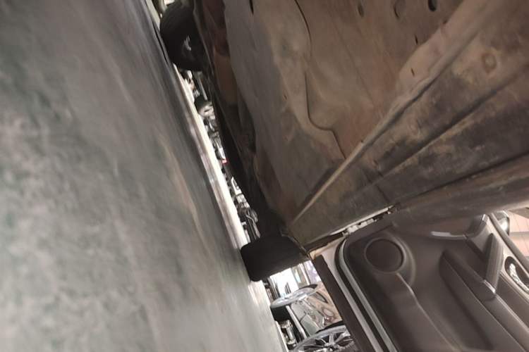 Used Nissan Qashqai 2022 2.0L CVT XV Premier Luxury Edition Right Side Sill