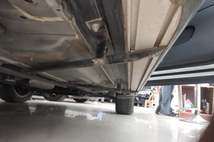 Used Nissan Qashqai 2022 2.0L CVT XV Premier Luxury Edition Right Side Sill