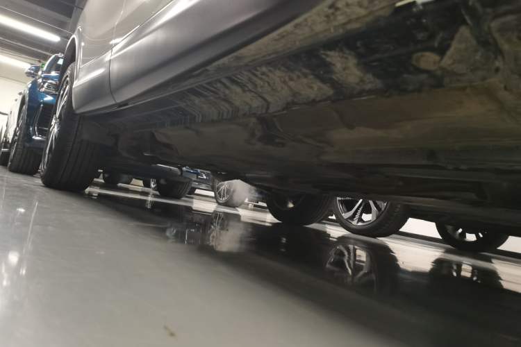 Used Nissan Qashqai 2022 2.0L CVT XV Premier Luxury Edition Right Side Sill