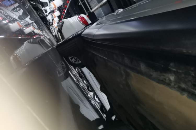 Used Nissan Qashqai 2022 2.0L CVT XV Premier Luxury Edition Right Side Sill