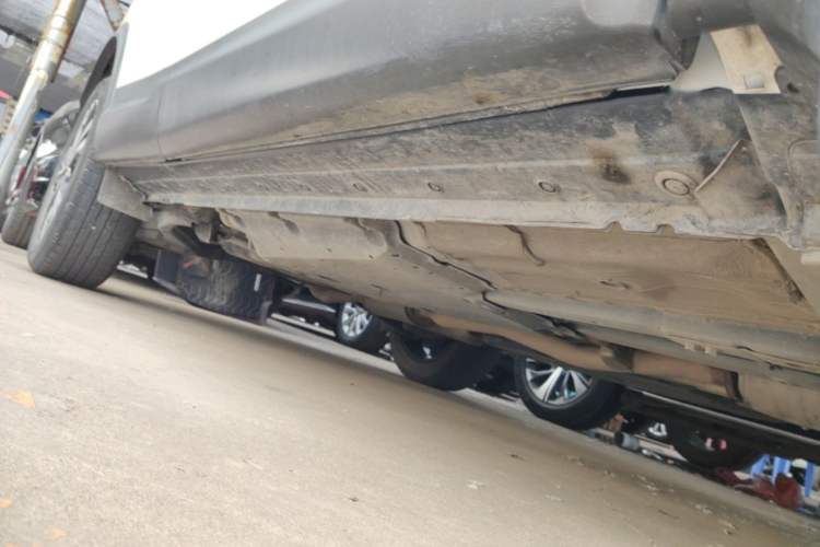 Used Nissan Qashqai 2022 2.0L CVT XV Premier Luxury Edition Right Side Sill