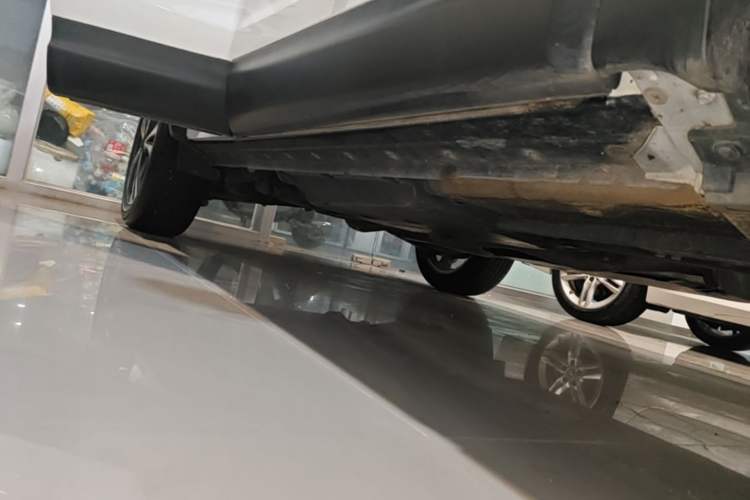 Used Nissan Qashqai 2022 2.0L CVT XV Premier Luxury Edition Right Side Sill