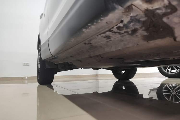 Used Nissan Qashqai 2022 2.0L CVT XV Premier Luxury Edition Right Side Sill