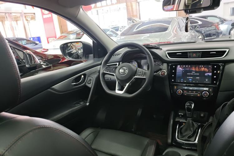 Used Nissan Qashqai 2022 2.0L CVT XV Premier Luxury Edition Steering Wheel