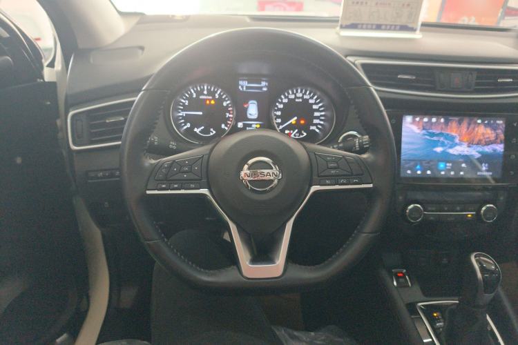 Used Nissan Qashqai 2022 2.0L CVT XV Premier Luxury Edition Steering Wheel