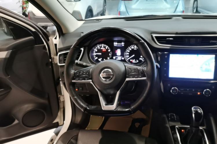 Used Nissan Qashqai 2022 2.0L CVT XV Premier Luxury Edition Steering Wheel