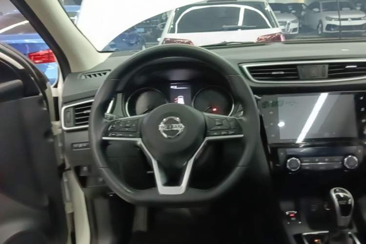 Used Nissan Qashqai 2022 2.0L CVT XV Premier Luxury Edition Steering Wheel