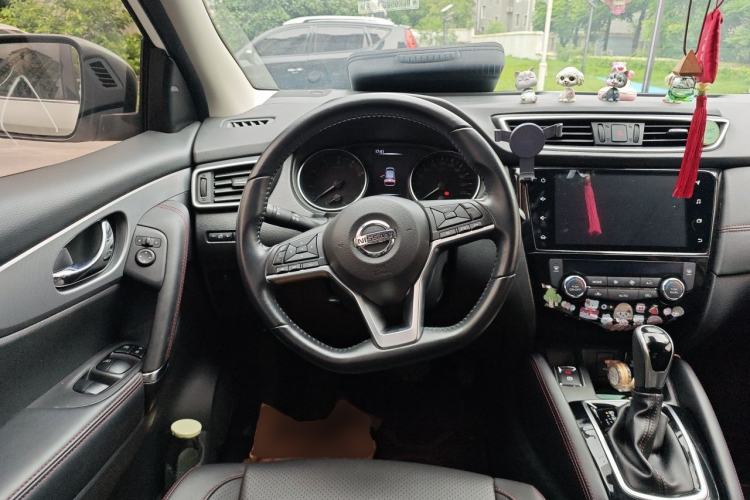 Used Nissan Qashqai 2022 2.0L CVT XV Premier Luxury Edition Steering Wheel