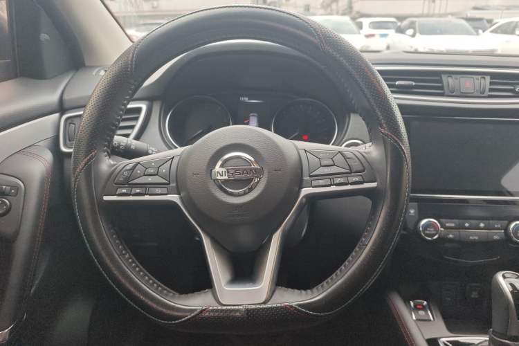 Used Nissan Qashqai 2022 2.0L CVT XV Premier Luxury Edition Steering Wheel