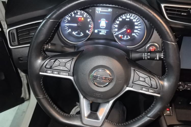 Used Nissan Qashqai 2022 2.0L CVT XV Premier Luxury Edition Steering Wheel