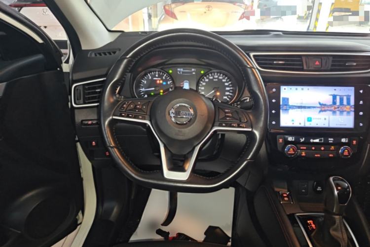 Used Nissan Qashqai 2022 2.0L CVT XV Premier Luxury Edition Steering Wheel