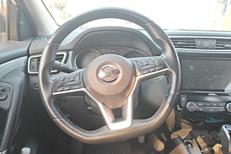 Used Nissan Qashqai 2022 2.0L CVT XV Premier Luxury Edition Steering Wheel