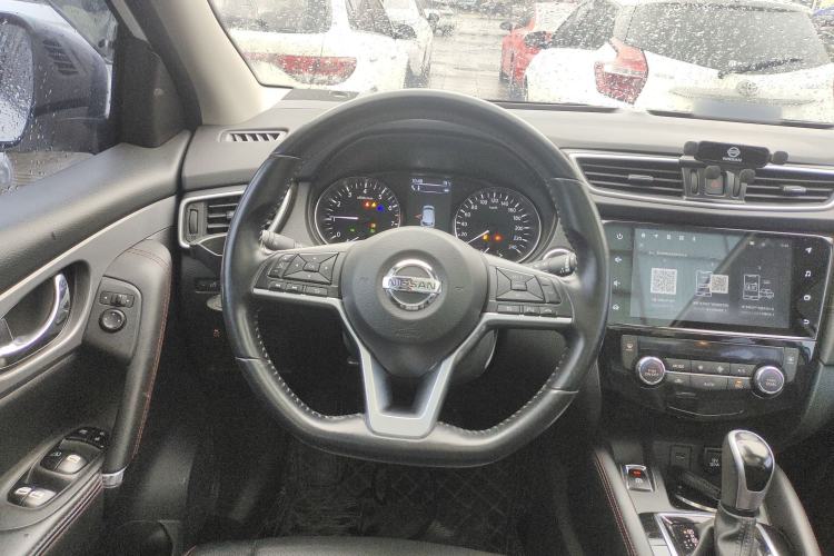 Used Nissan Qashqai 2022 2.0L CVT XV Premier Luxury Edition Steering Wheel