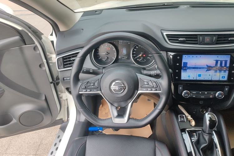 Used Nissan Qashqai 2022 2.0L CVT XV Premier Luxury Edition Steering Wheel