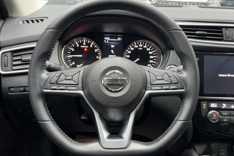 Used Nissan Qashqai 2022 2.0L CVT XV Premier Luxury Edition Steering Wheel