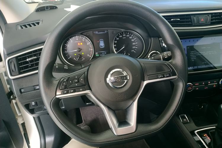 Used Nissan Qashqai 2022 2.0L CVT XV Smart Enjoyment Version Steering Wheel