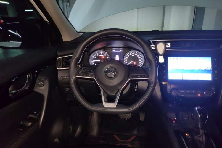 Used Nissan Qashqai 2022 2.0L CVT XV Smart Enjoyment Version Steering Wheel
