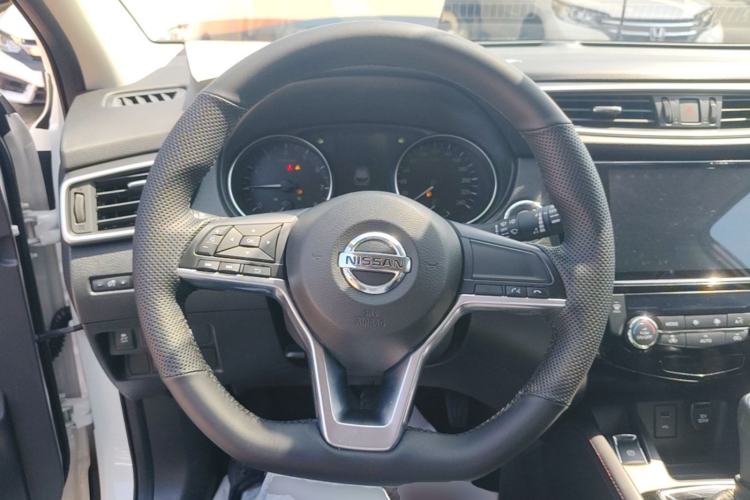 Used Nissan Qashqai 2022 2.0L CVT XV Smart Enjoyment Version Steering Wheel
