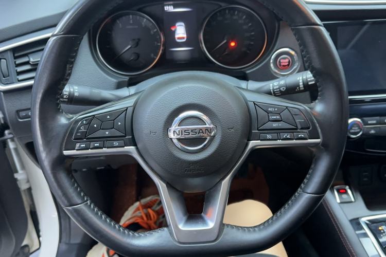 Used Nissan Qashqai 2022 2.0L CVT XV Premier Luxury Edition Steering Wheel