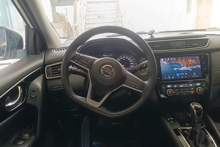 Used Nissan Qashqai 2022 2.0L CVT XV Smart Enjoyment Version Steering Wheel