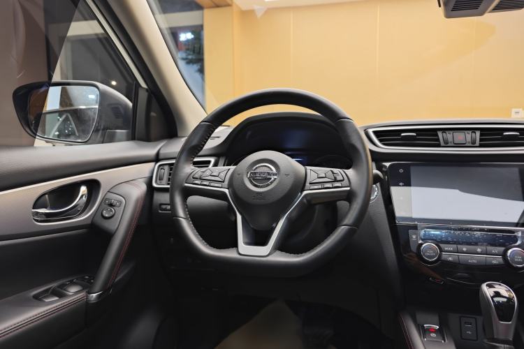 Used Nissan Qashqai 2022 2.0L CVT XV Premier Luxury Edition Steering Wheel