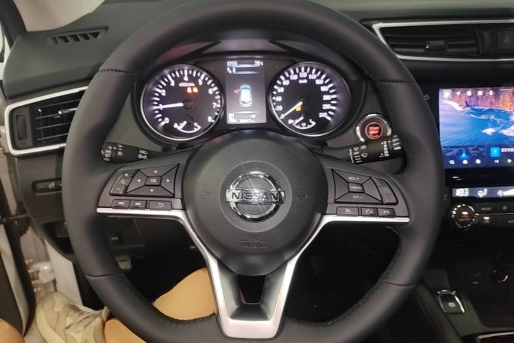 Used Nissan Qashqai 2022 2.0L CVT XV Premier Luxury Edition Steering Wheel