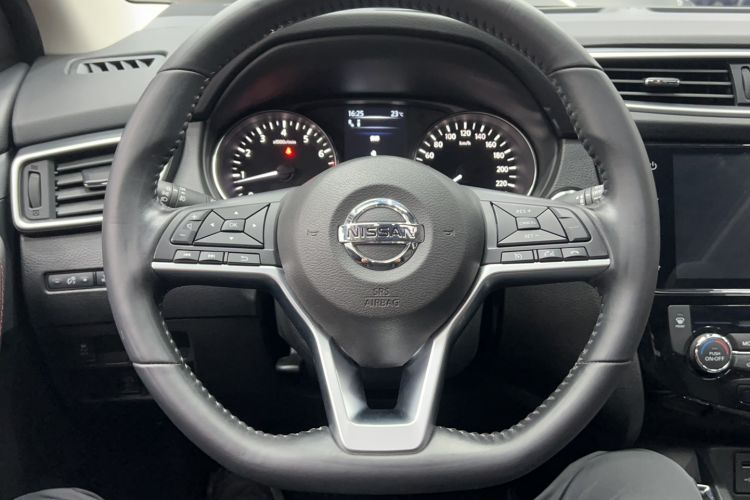 Used Nissan Qashqai 2022 2.0L CVT XV Premier Luxury Edition Steering Wheel
