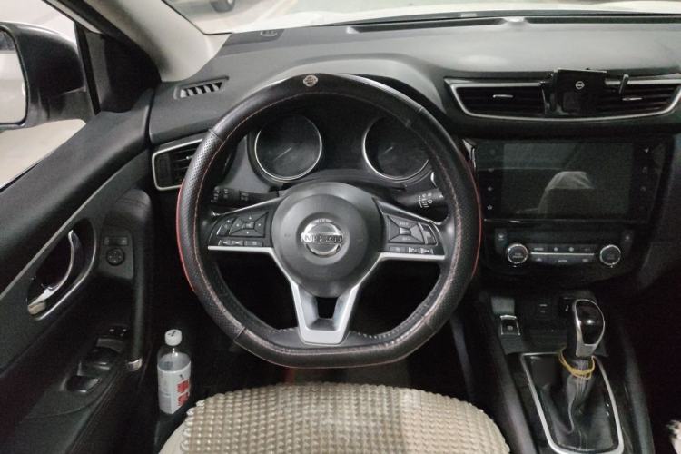 Used Nissan Qashqai 2022 2.0L CVT XV Premier Luxury Edition Steering Wheel
