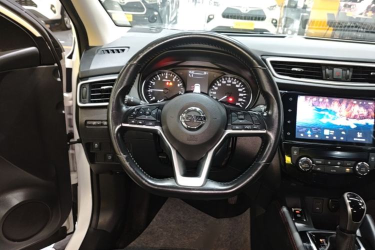 Used Nissan Qashqai 2022 2.0L CVT XV Premier Luxury Edition Steering Wheel